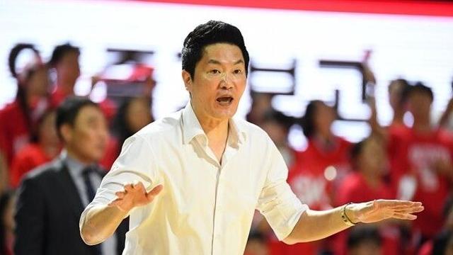 SK 전희철 감독이 그리는 '새로운 팀'…