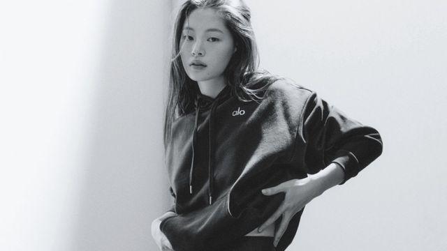 알로 요가를 운동할 때 입었더니.. 알로와 함께한 패션 화보