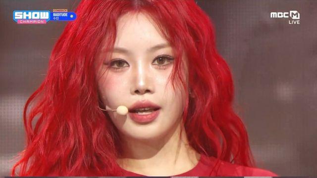 수진, ‘배티튜드’ 컴백 무대... 강렬한 매력 장착