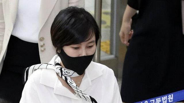 '최순실 조카' 장시호, 도곡동 주택 12층서 추락…난간 걸려 구조