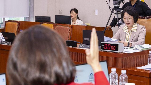 '더 센 특검법' 與 주도 법사위 통과…3대 특검 재판 중계(종합)
