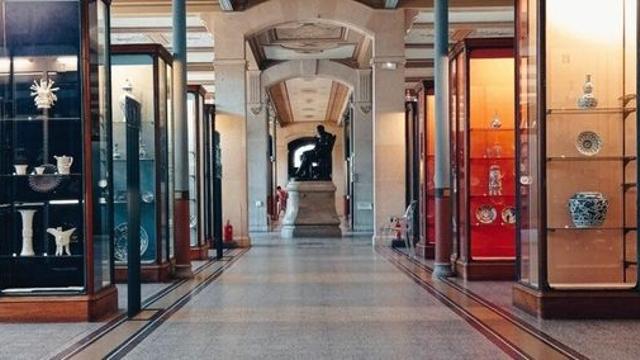 프랑스 도자기 박물관서 150억원 상당 작품 도난