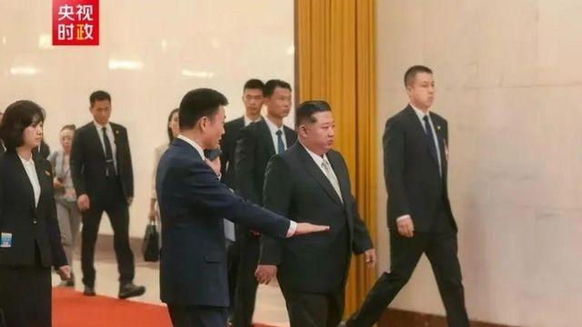 김정은-시진핑, 6년 만에 북중정상회담