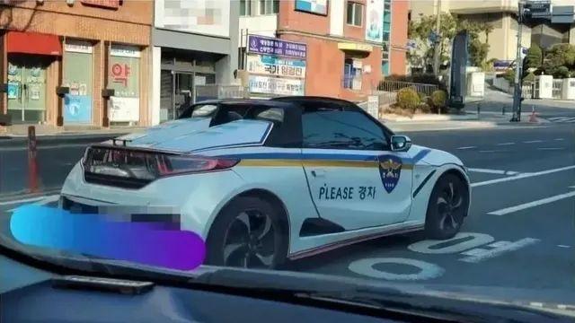 경차 타다가 경찰한테 체포된 사람