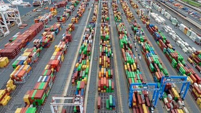 미 7월 무역적자, 783억 달러로 전월비 32% ↑
