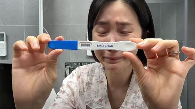난임 병원 갔다가 암 진단 받았던 초아 '확률 1%' 임신에 성공