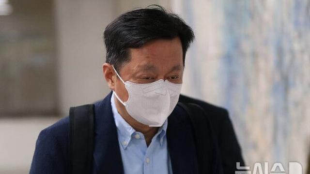 대장동 재판부, 정진상 보석조건 변경…'자정 전 귀가' 해제
