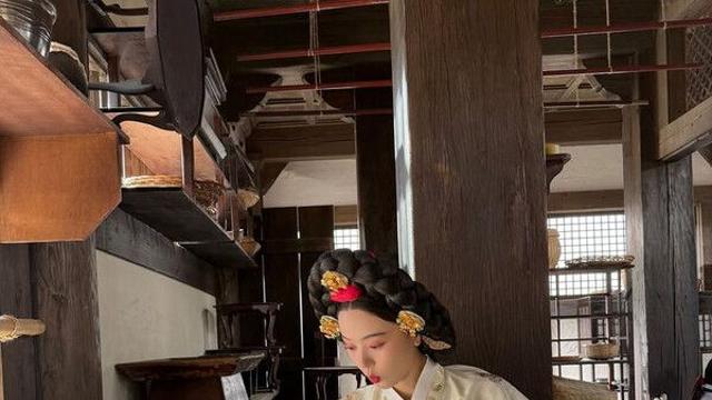 강한나, 한복 입고 밝은 미소 '심쿵'