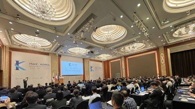 혁신 기술로 손잡은 한국-이탈리아... 115개사 참가 ‘비즈니스 포럼 2025’ 성황