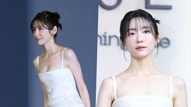'완전 뼈말라' 박지현, 슬립 드레스로 뽐낸 극강의 슬림핏