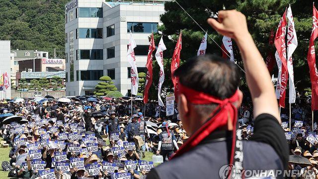 현대차·HD현대중 노사 임단협 '평행선'…추가 파업도 예고