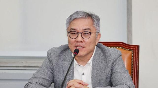 민주, 최강욱 '성비위 2차 가해' 논란 대면조사…이언주 