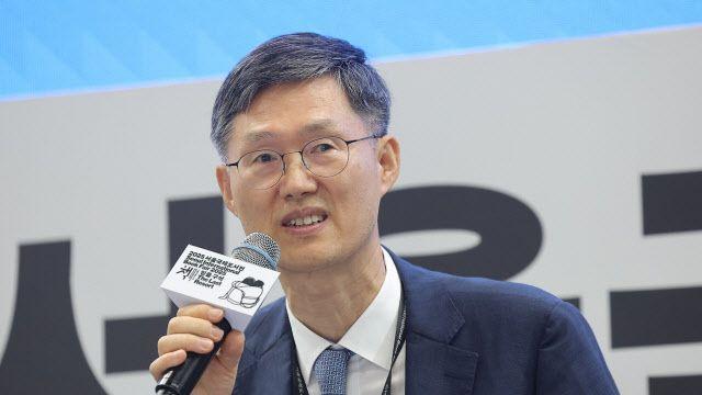 문형배, 아이유·김완선 도움받았다 “이젠 잊기로 해요”