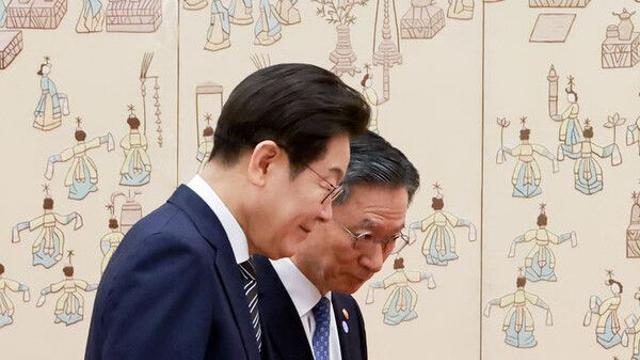 李, 법무부에 