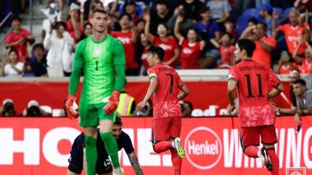 [미국전 전반 리뷰] '포체티노에게 비수 꽂은 손흥민' 한국, 손흥민과 이동경 연속골로 미국에 2-0 리드