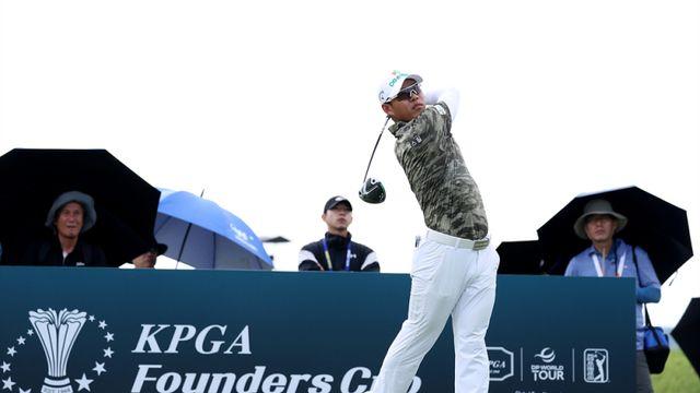 ‘버디만 9개’ 문도엽, KPGA 파운더스컵 3라운드 단독 1위