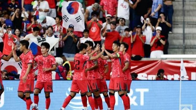 손흥민 1골 1도움·카스트로프 데뷔... 한국 축구, 미국에 2-0 완승