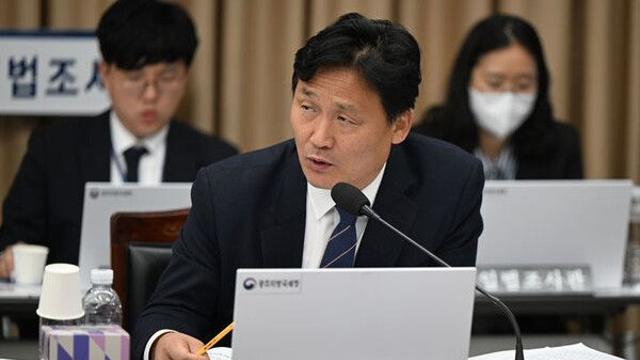 與, 최강욱 후임 교육연수원장에 김영진 의원 지명