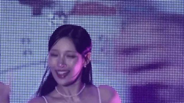 초원이...