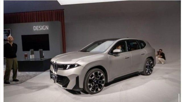 BMW 신형 IX3 실물샷