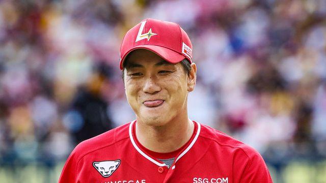 '김광현 2000K' SSG, LG 꺾고 5연승...3위 굳히기 돌입 [IS 잠실]