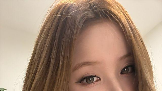키오프 벨, 내추럴 무드 속 돋보이는 소프트 글램 룩