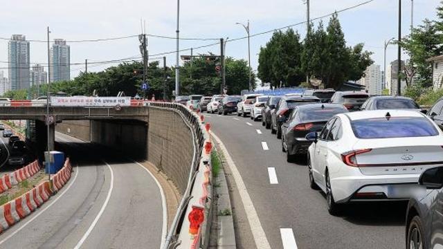 ‘교통지옥’ 서부간선도로 평면화 잠정 철회...도로 용량 늘린다