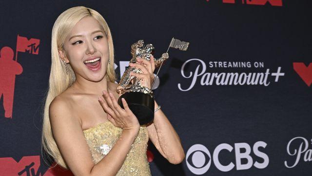 로제가 쌓아올린 MTV VMA ‘여풍’ 女가수 85% 수상 독식