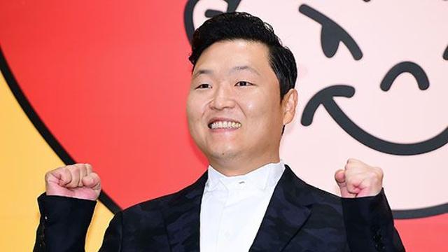 싸이, 결국 포토라인 서나…