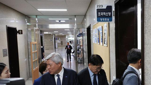 민주, '성비위 내홍' 혁신당에 첫 비판논평…