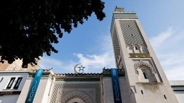 프랑스 이슬람 사원 곳곳서 돼지머리 발견