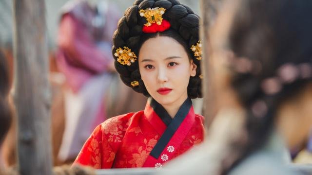 윤아와 디스전도 빛났다...’폭군의 셰프’ 강한나, 성공적 악녀 컴백 [RE스타]
