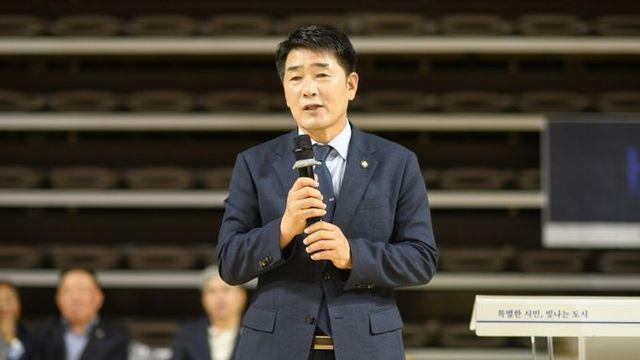 화성특례시의회, 제12회 화성특례시탁구협회장배 탁구대회 참석...탁구 저변확대와 생활체육 활성화 위한 지속적 정책 개발