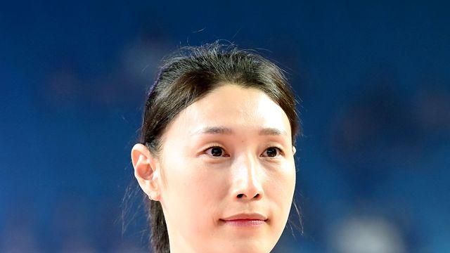 '배구 황제' 김연경, 신(神)인 감독 됐다…