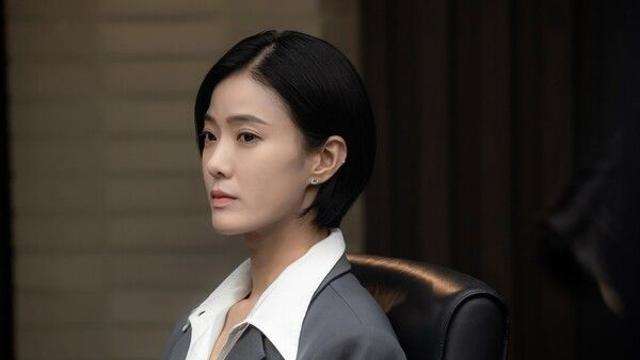 황현빈, '에스콰이어' 피날레서 열연…