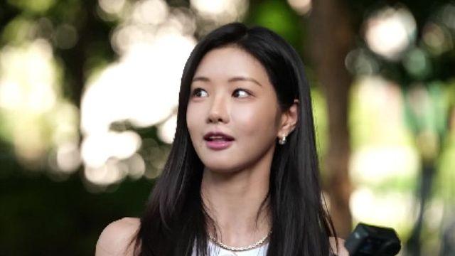 이세희, 찌그러진 우산 들고 등장…전현무 “내 웃음버튼”