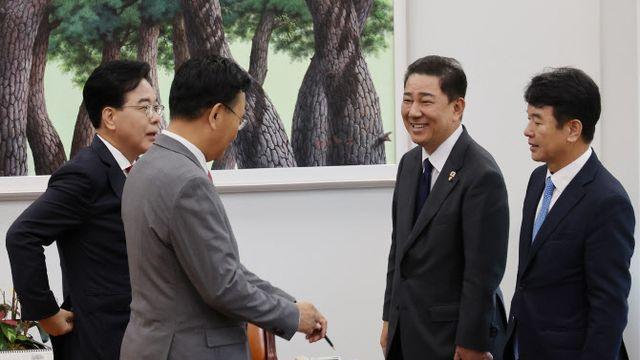 여야 원내지도부, 검찰개혁안 놓고 협상 난항…오후 재회동