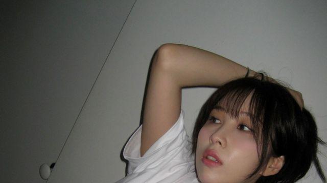 권진아 데뷔 9주년 팬미팅 맞아 패션 브랜드와 컬래버 굿즈