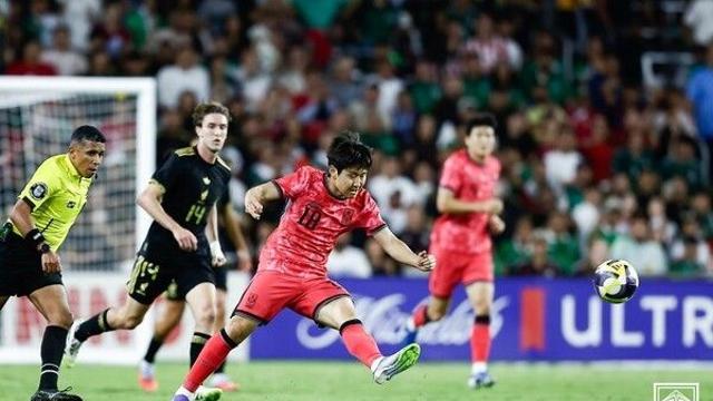 ‘공 뺏기고 설렁설렁’ 이강인, 은사 앞 빛나는 재능과 향후 보완점 모두 보였다
