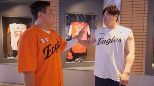 '대전 장동건'의 위엄?…'한화 레전드' 김태균, 후배들 위해 출장 뷔페 쏜다 (편스토랑)