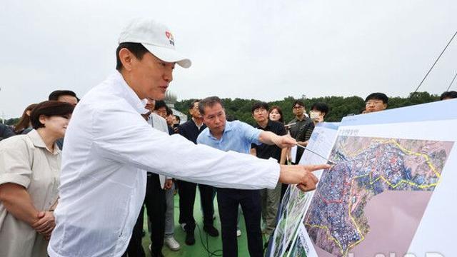 중랑구 재개발 현장 찾은 오세훈 