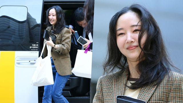 '하이브와 맞다이' 민희진 전 대표, 260억 풋옵션 소송 '웃으며 본인 등판'