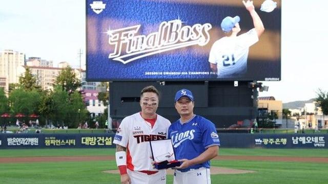 '광주 은퇴 투어' 오승환에 극진 예우… ‘삼성 왕조’ 최형우 “지금 이 순간도 존경”