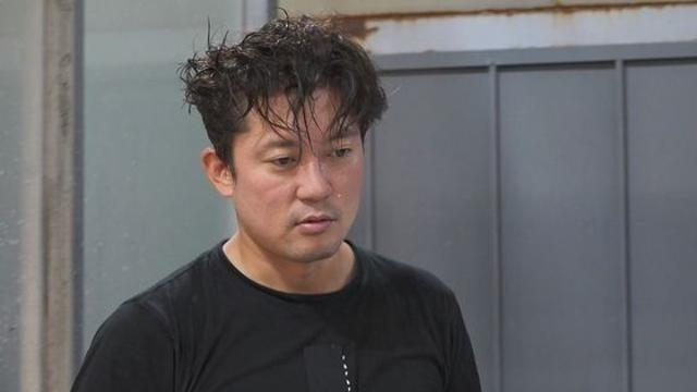 '나 혼자 산다' 김대호, '다마르기니' 셀프 세차 중 경악! 