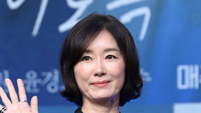 오연수, '美 대학 졸업' 큰아들 공개…배우급 비주얼 