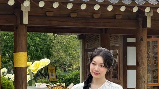 김연아, 동안 미모+우아한 실루엣... 팬들 마음까지 사로잡은 피겨 여왕의 레전드 순간