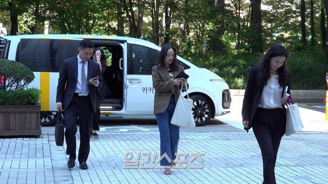 260억 풋옵션 두고… 민희진 “노예계약” ↔ 하이브 “투자자 접촉” [종합]