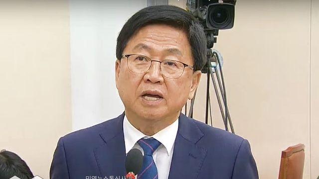 [속보] 이재명 대통령, 최교진 교육부 장관 임명안 재가