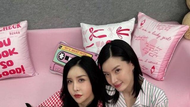 '반려견 11마리 동거' 하리수 