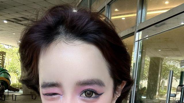 박봄, 과감한 비주얼…숙취 메이크업 푹 빠졌네 [DA★]